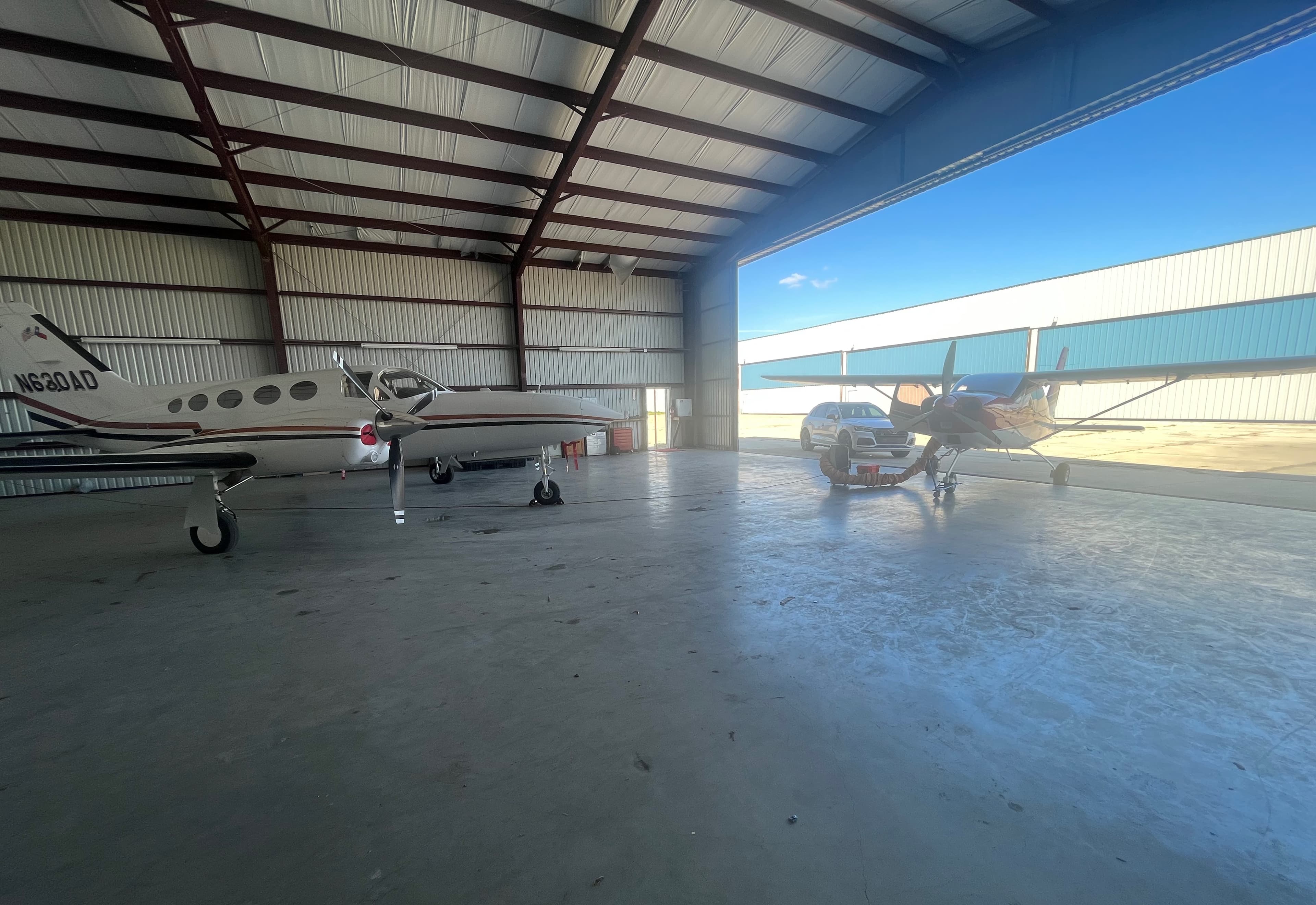 Transient Hangar - HYI - San Marcos, Texas 3