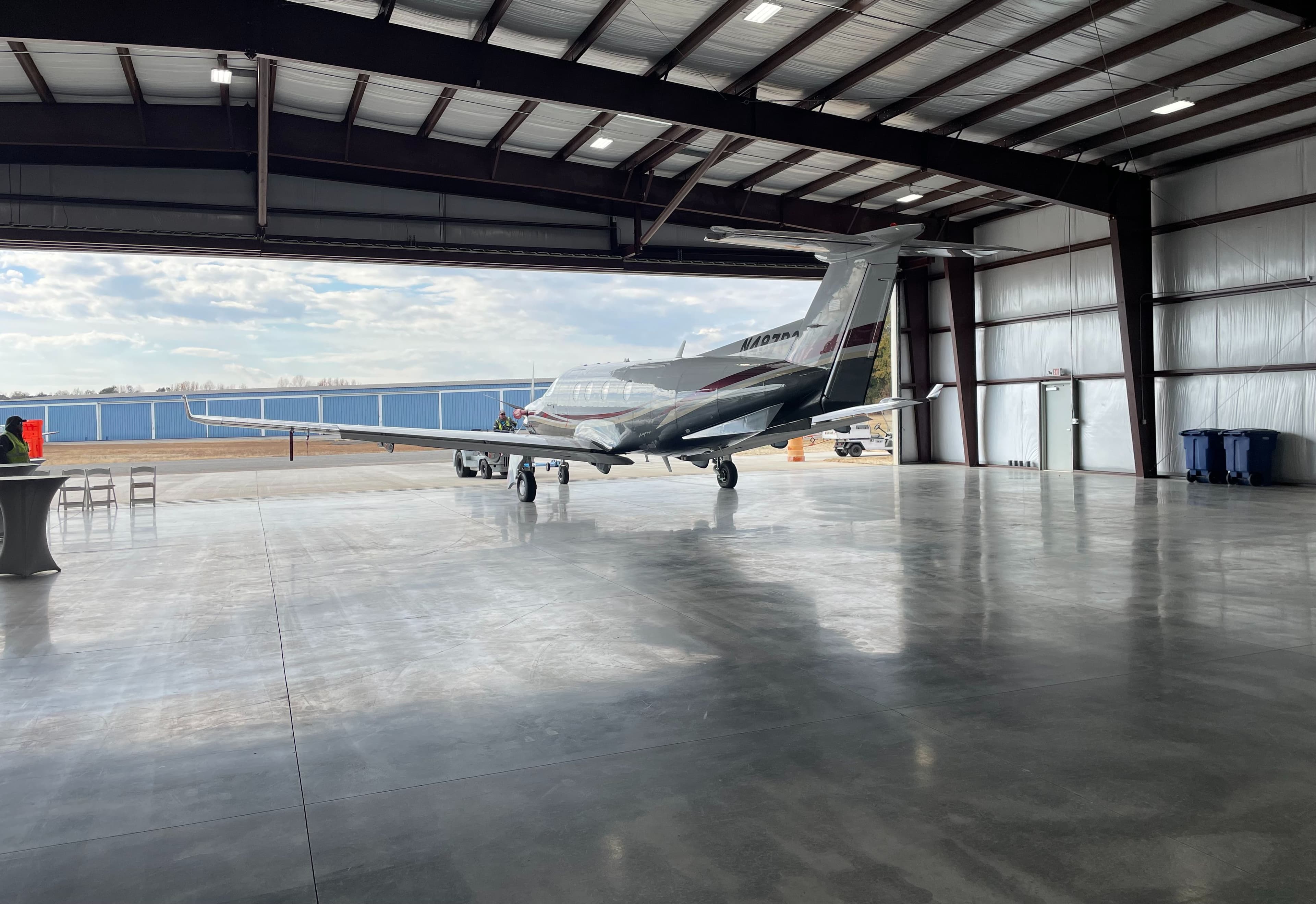 New Hangar with 17' Hi Door 1