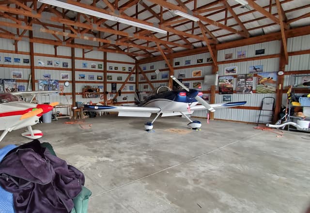 Shared Hangar for Rent $180/month 4