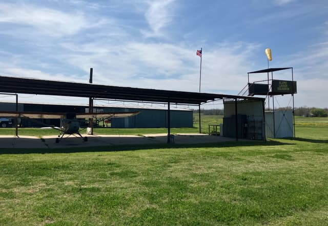 Shade Hangars 2800 ft Turf Runway 5