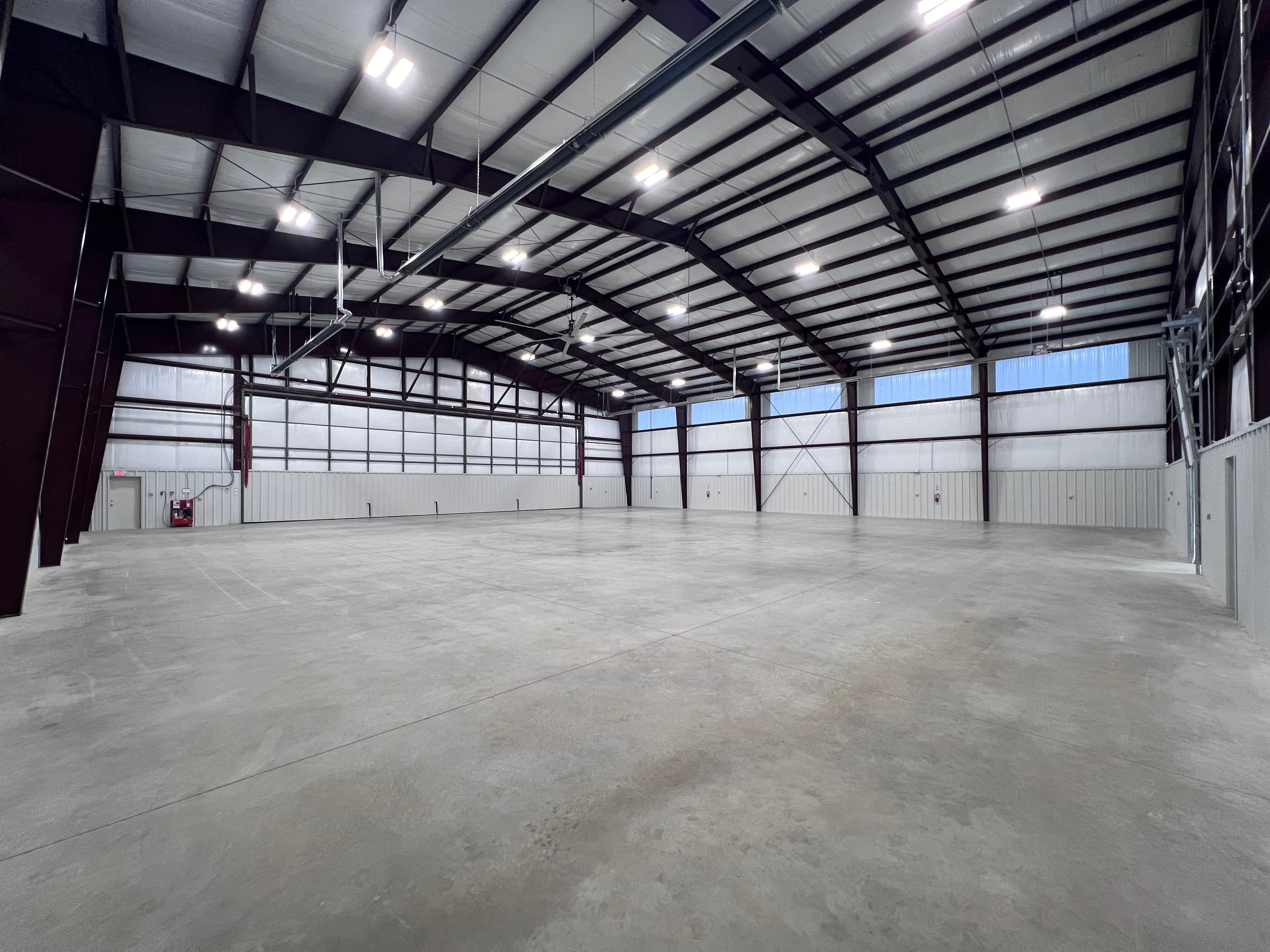 Executive Hangar Space for Rent 5