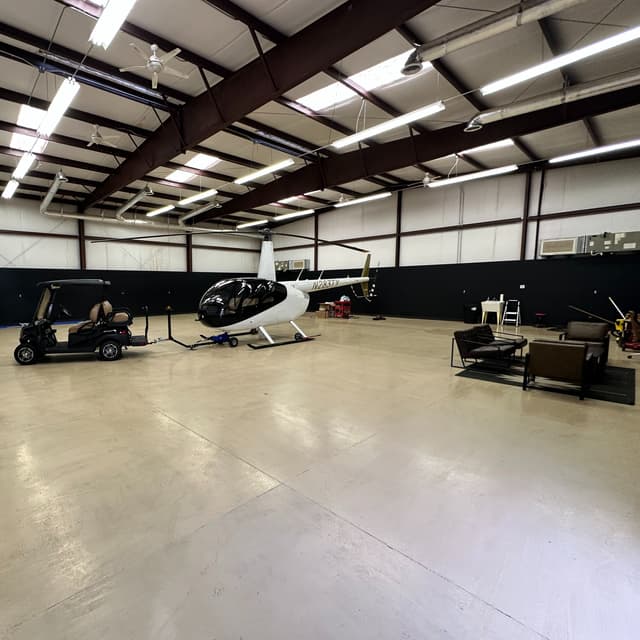 Short-term or long-term hangar space for rent at Ryan Airfield 1