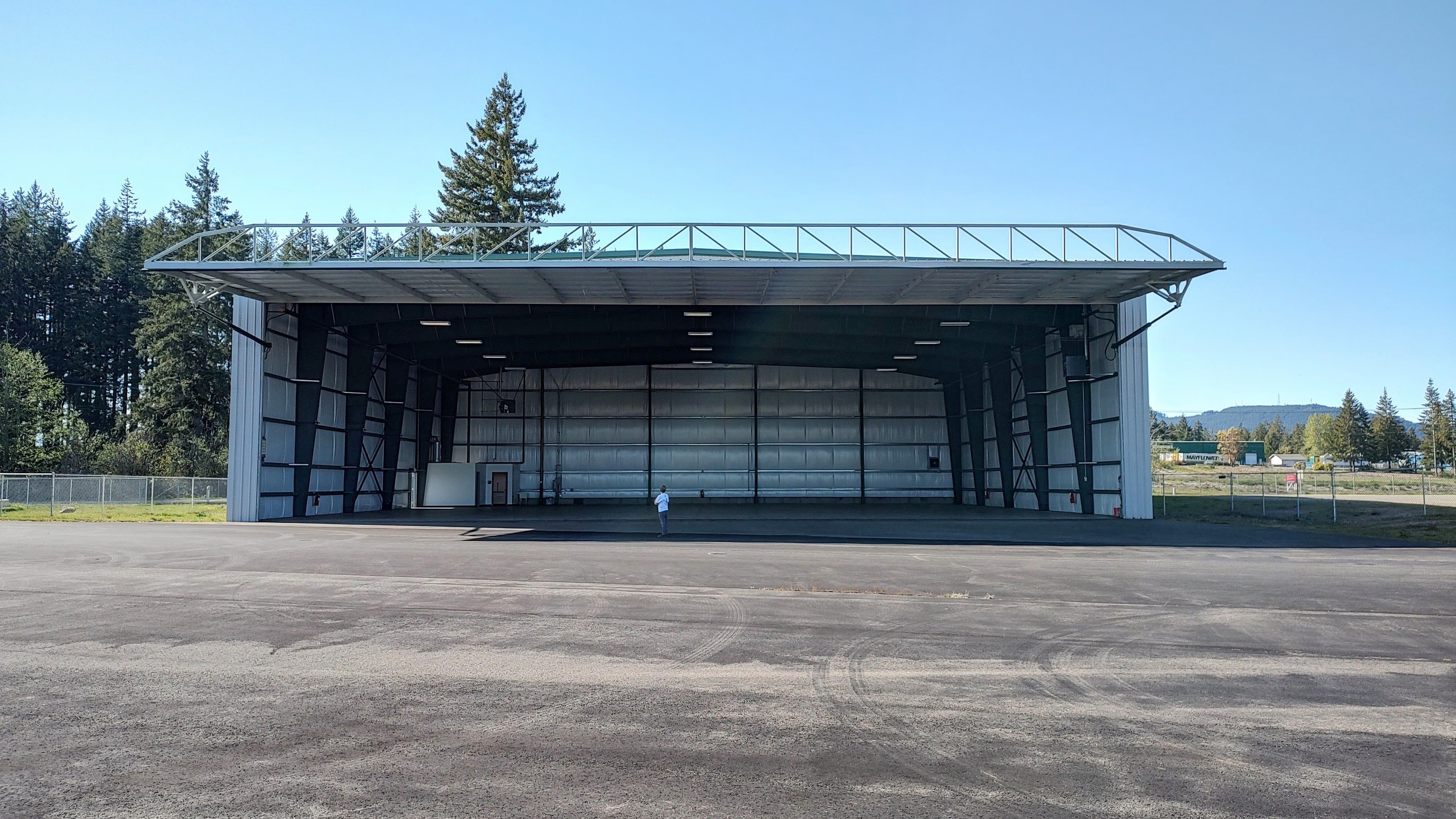 hangar popup image 2