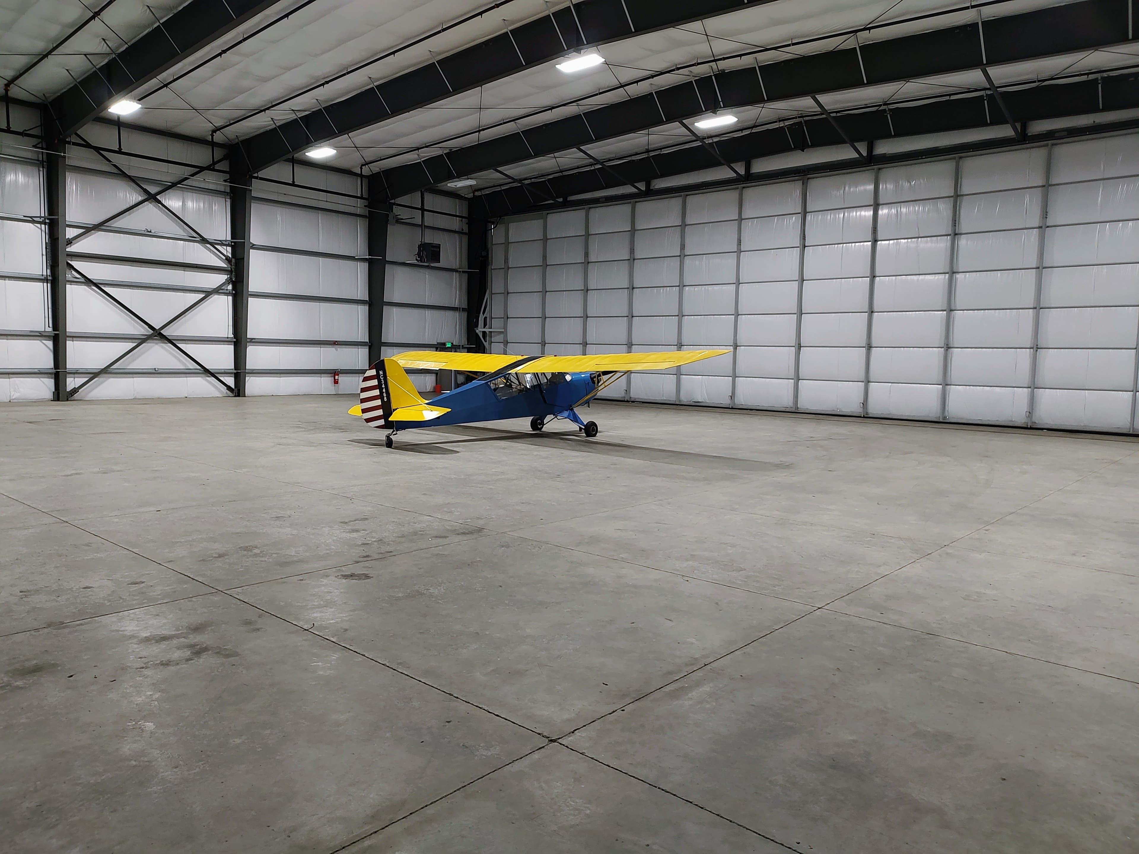 hangar popup image 3