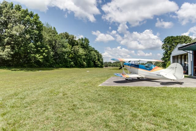 Private Airstrip with Hangar For Sale - Middle Tennessee  1