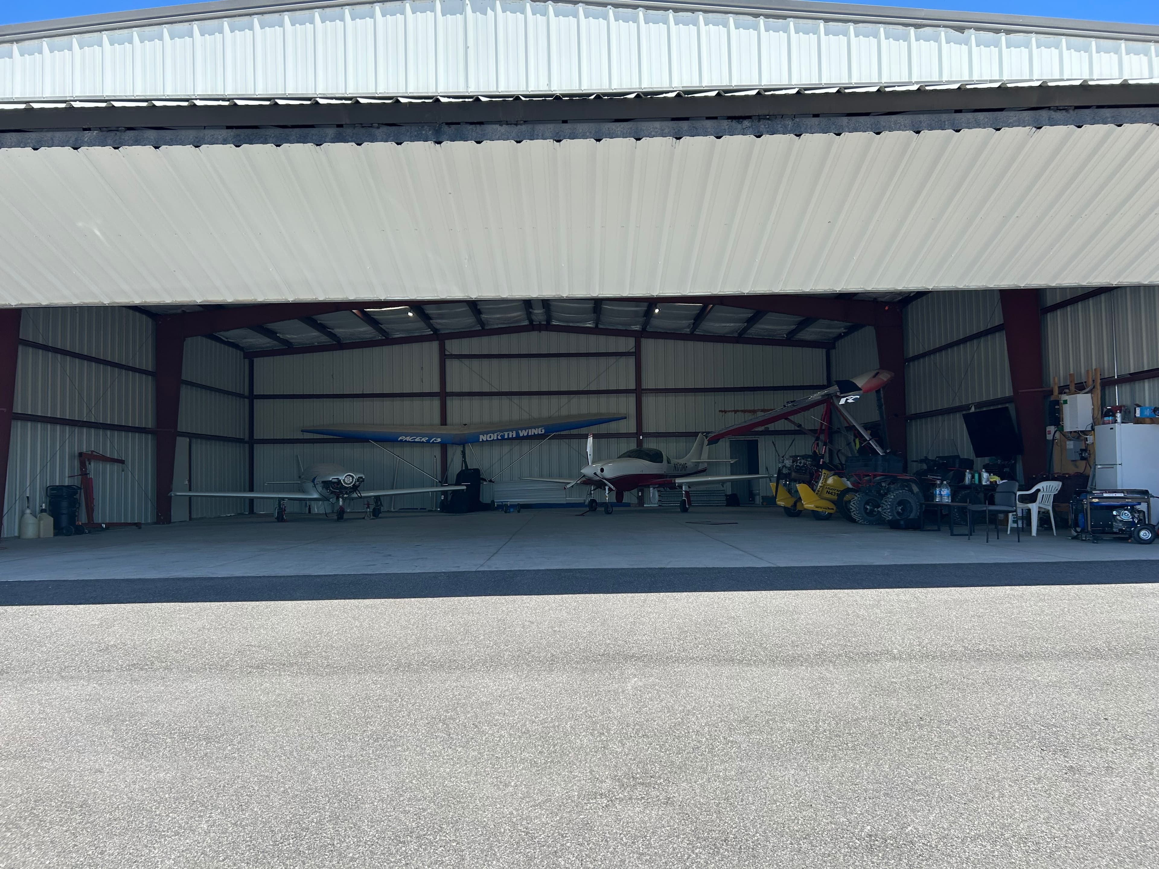 hangar popup image 1