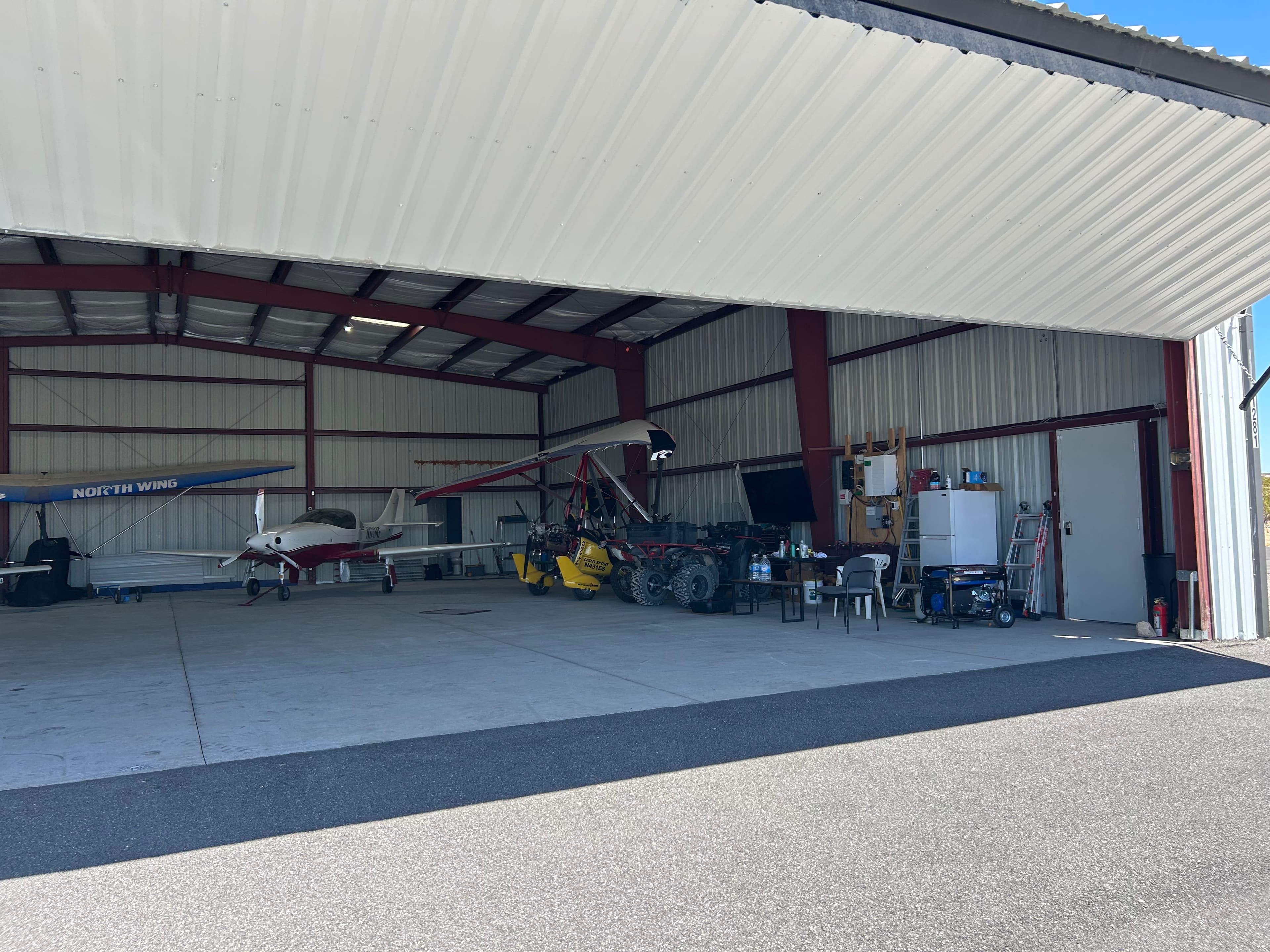 hangar popup image 2