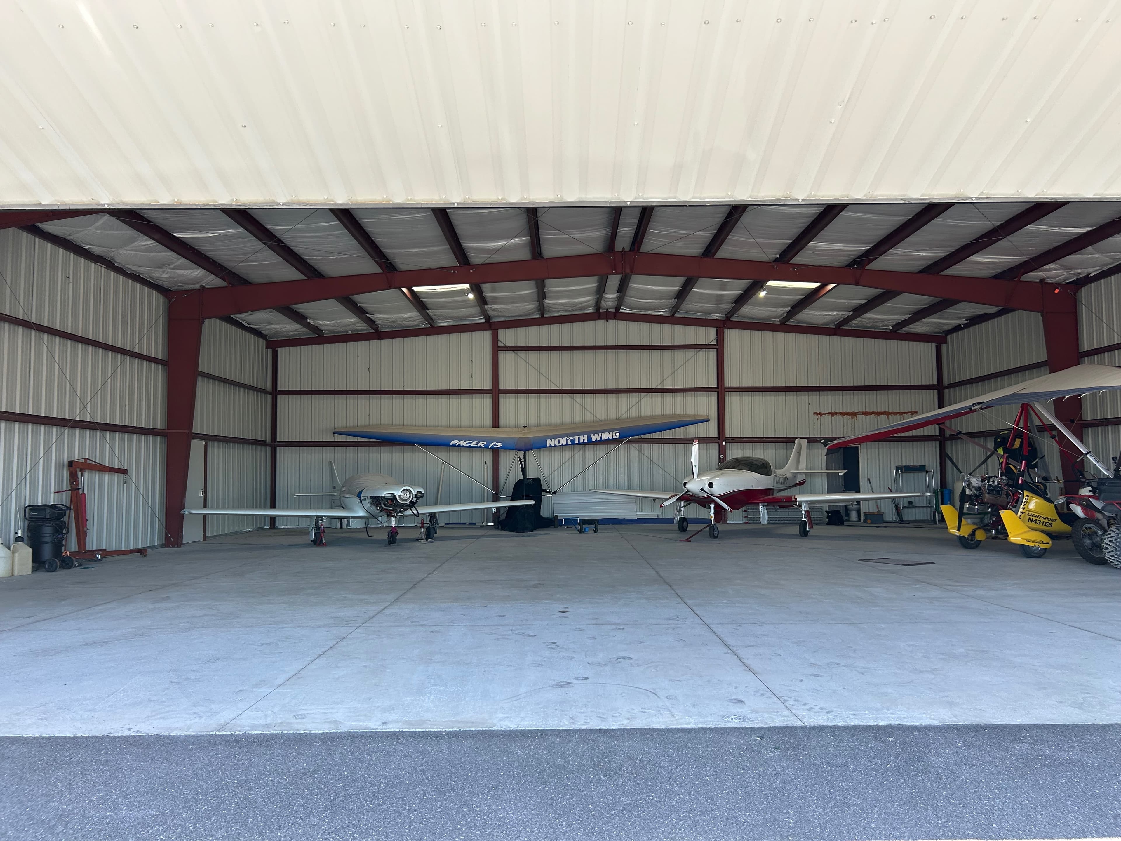 hangar popup image 4