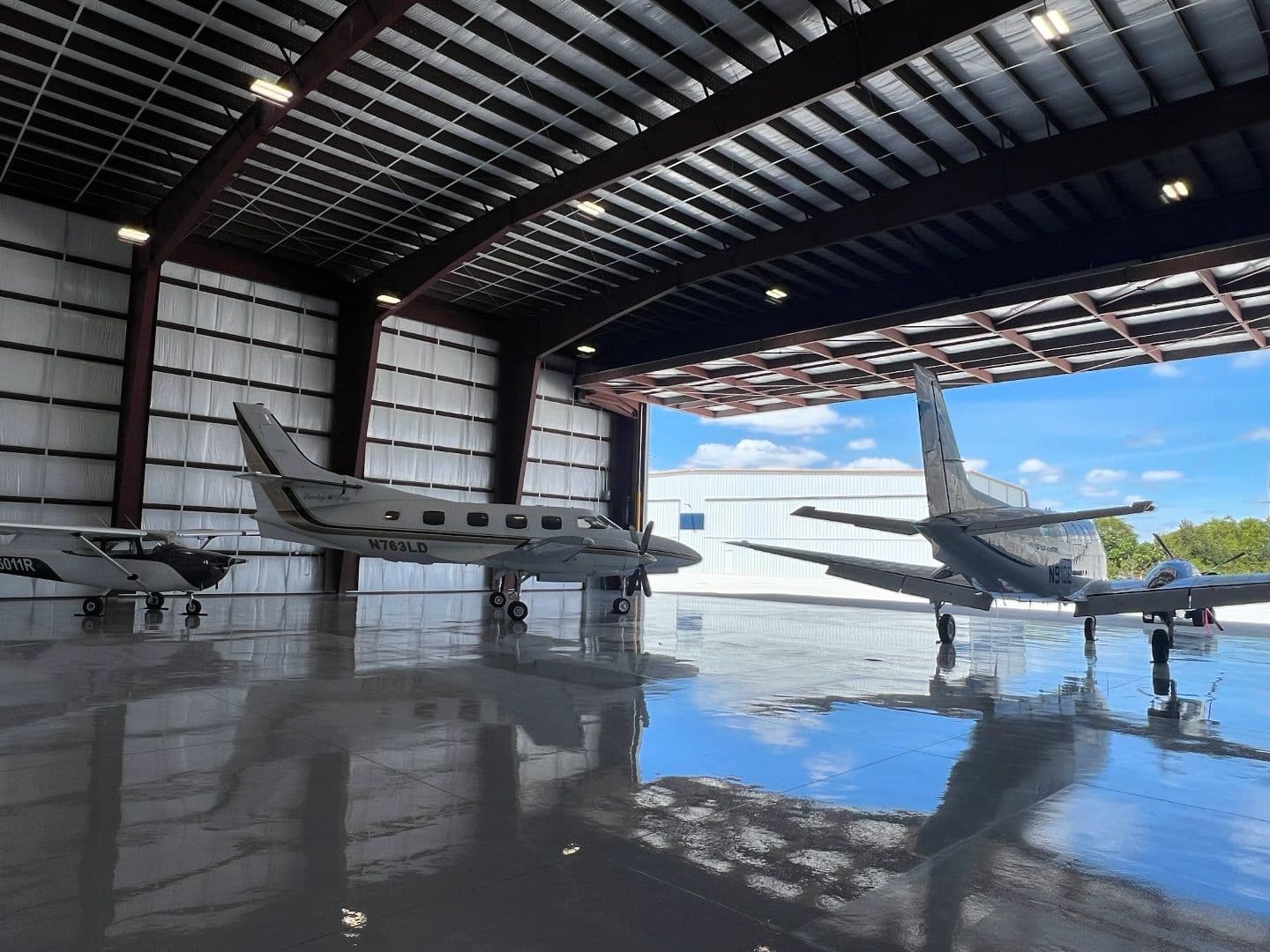 Large Hangar Space in Pompano Beach 6