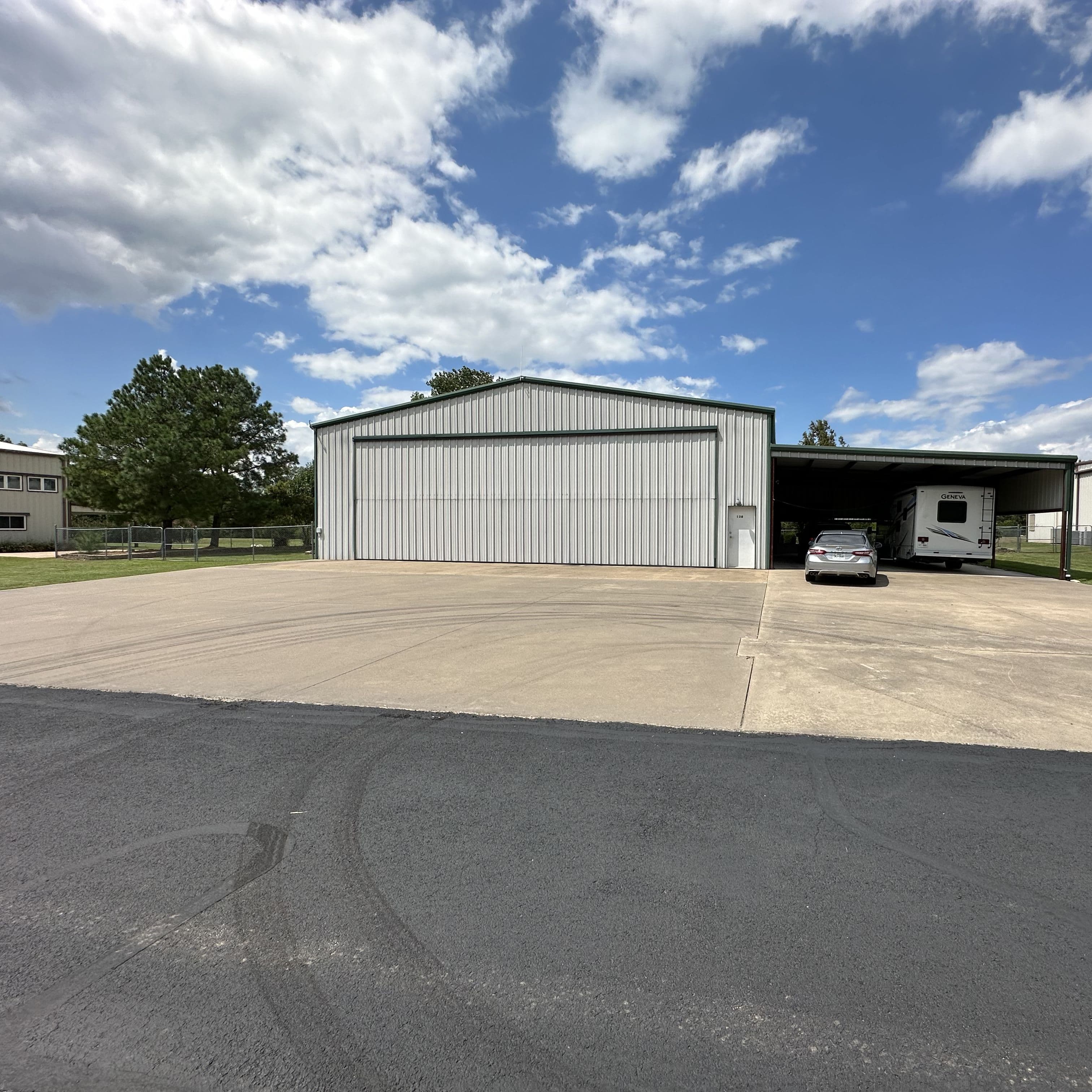 Private Hangar Home - Tailwind Airpark - 1TA7 3