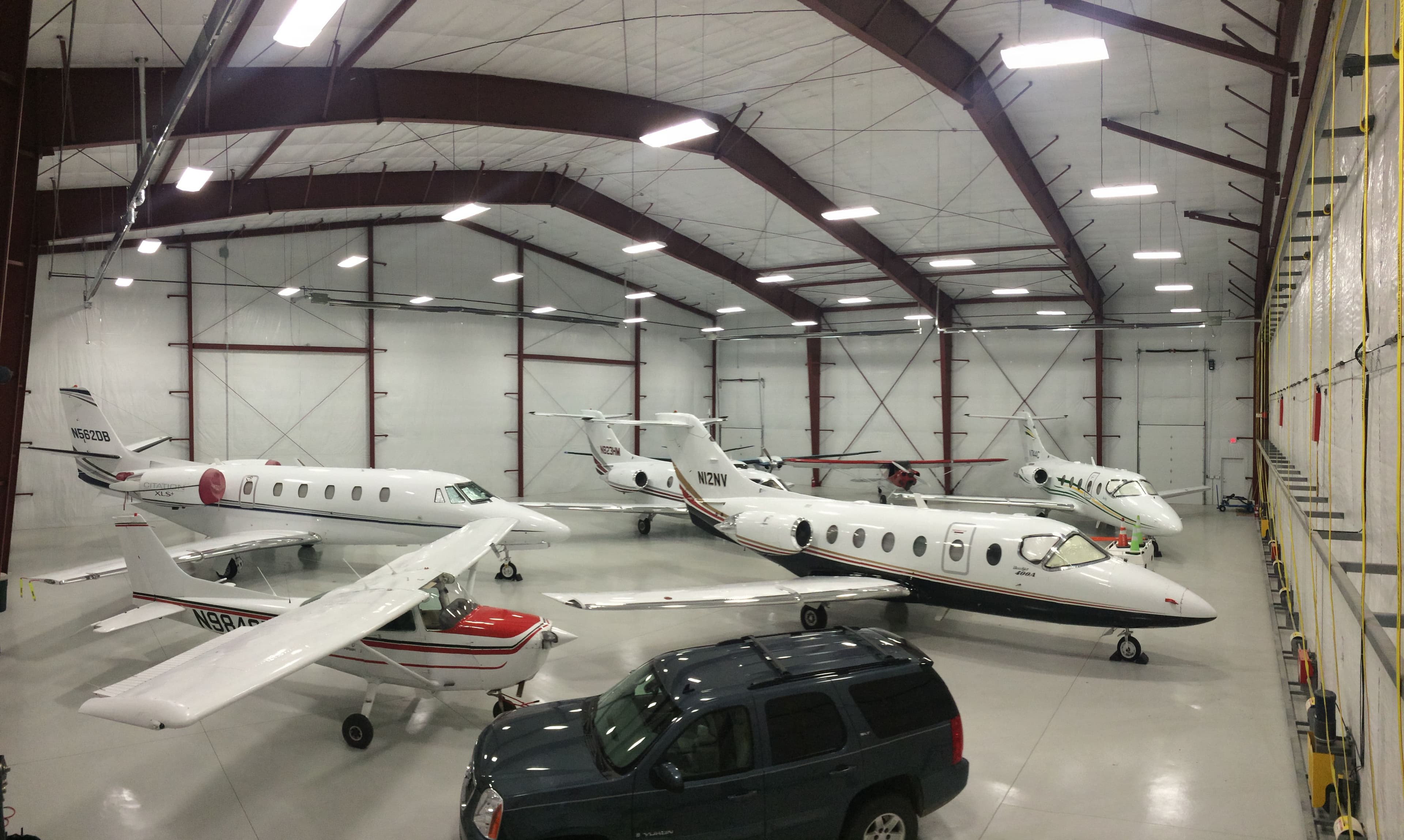 hangar popup image 5