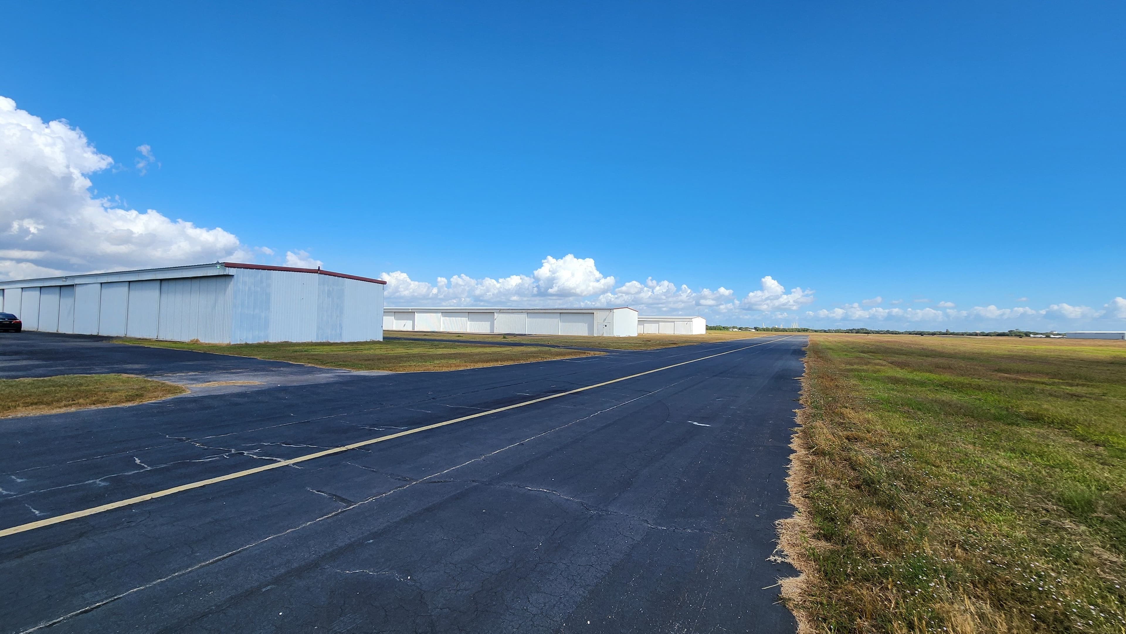 hangar popup image 8