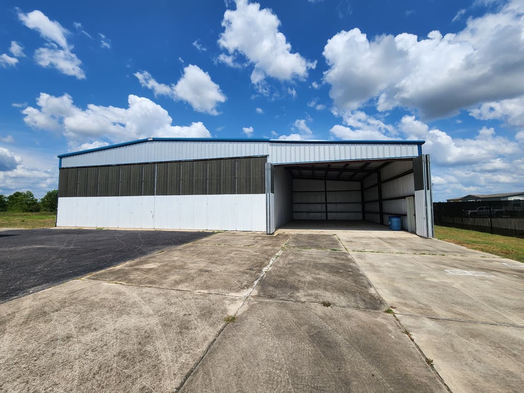 Hangar Image