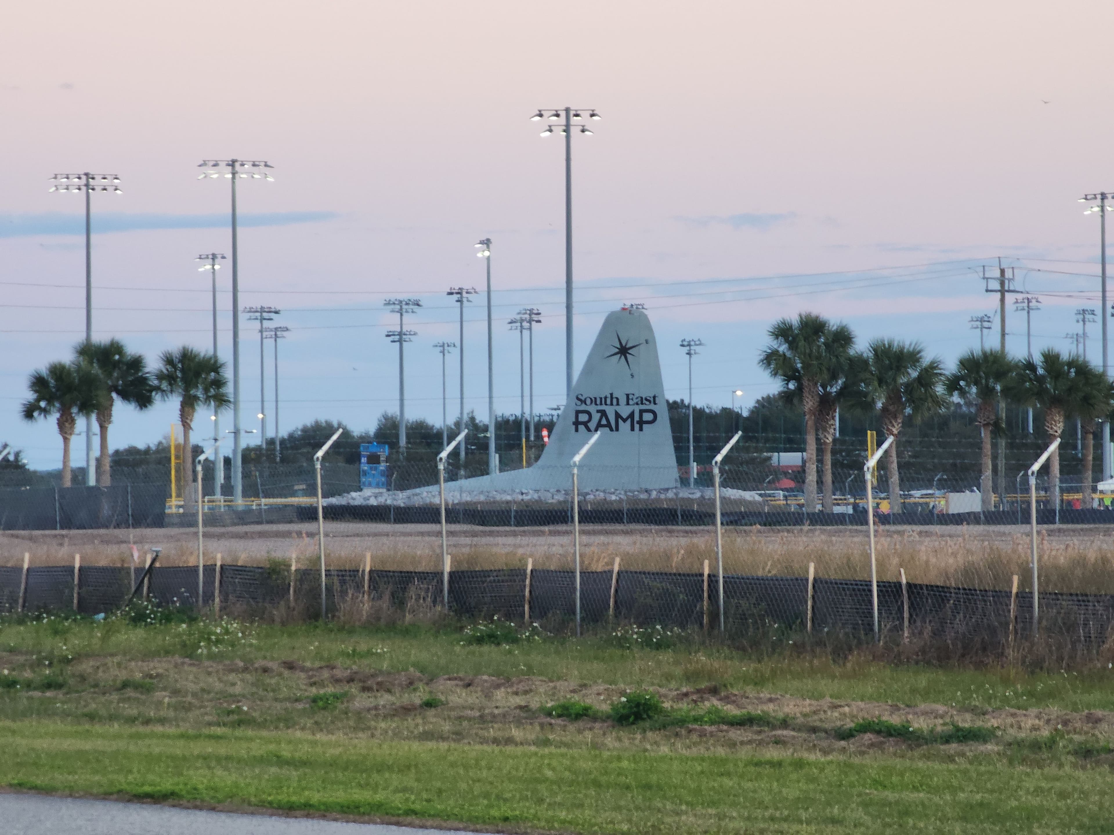 hangar popup image 1