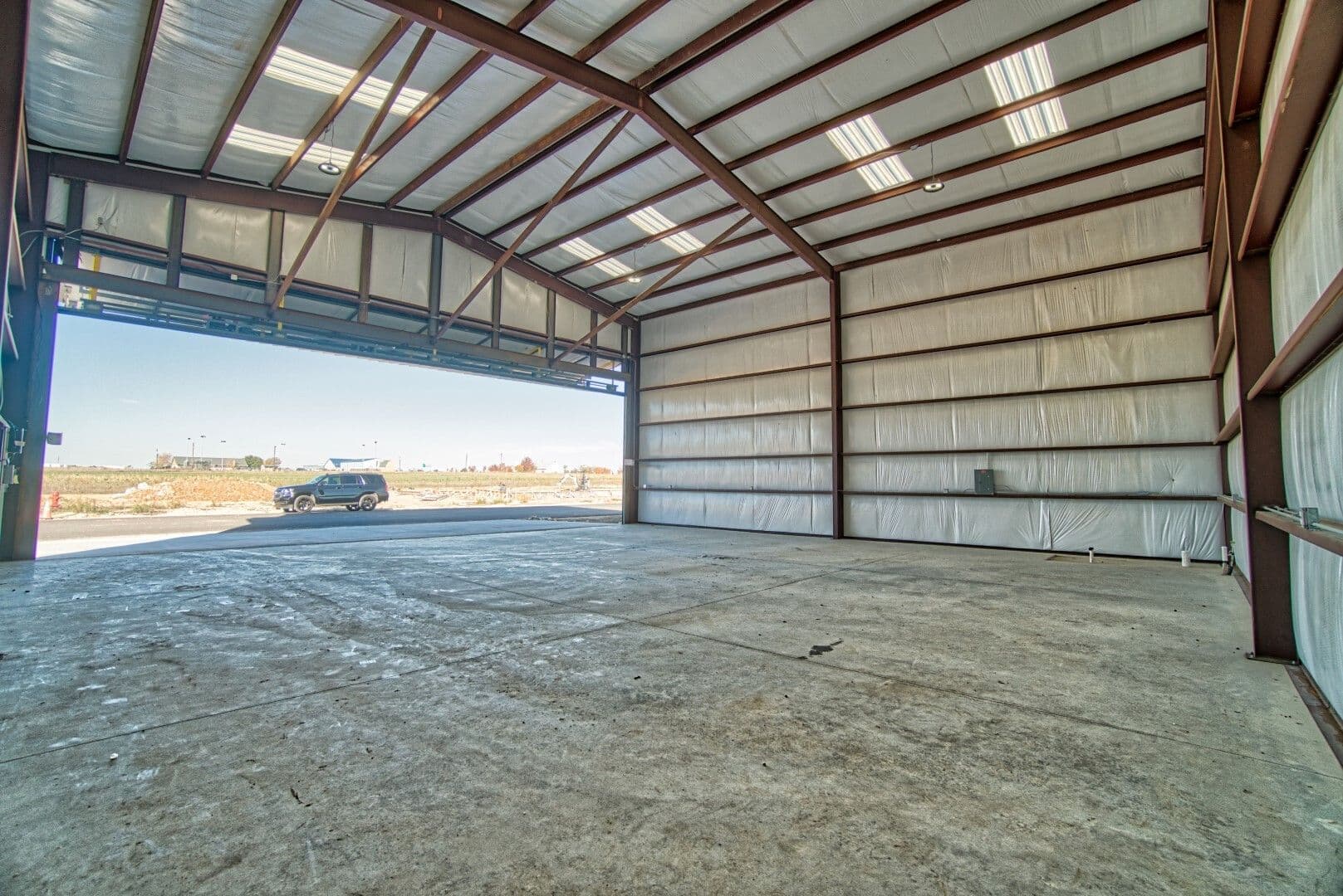 hangar popup image 7