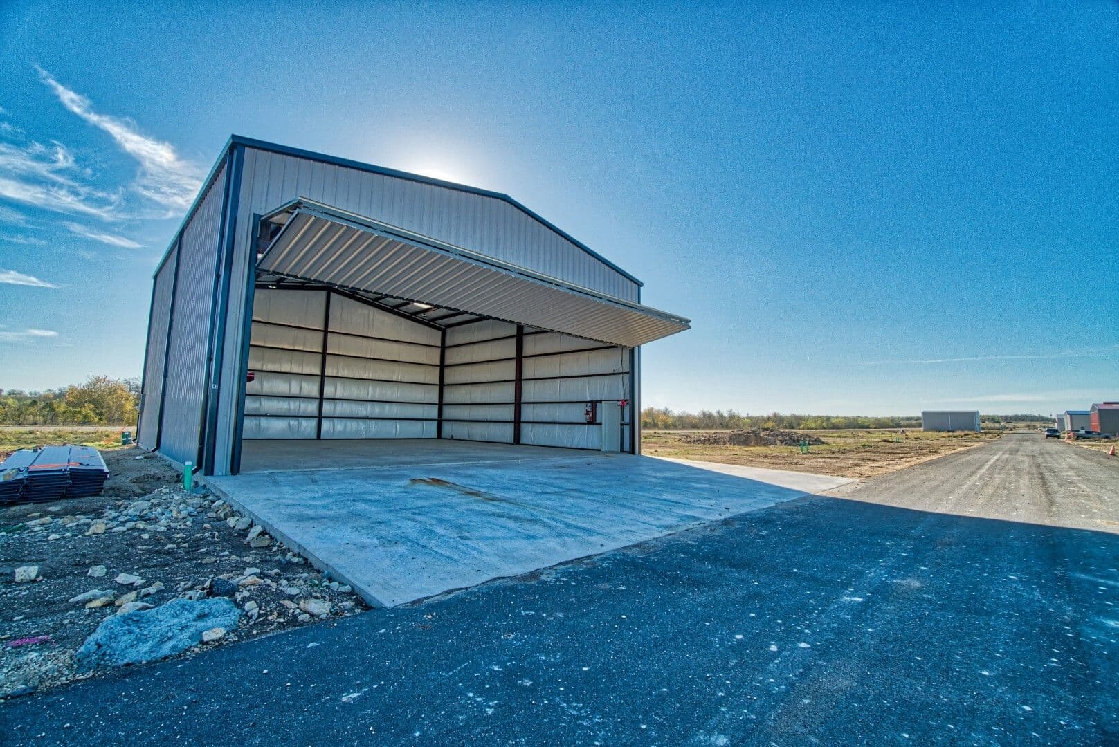 hangar popup image 9